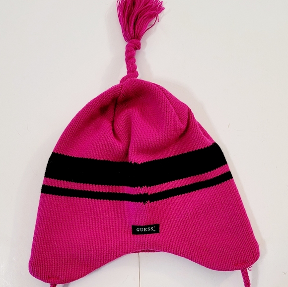 NWOT GuessBeanie with ties - Picture 3 of 7